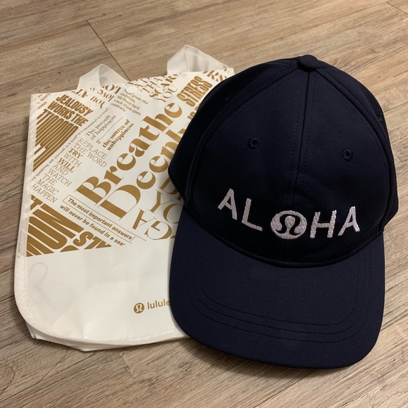 lululemon aloha hat